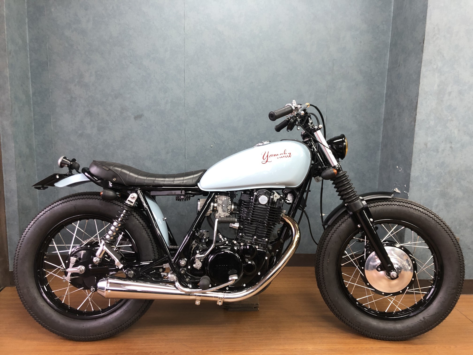 Tracker Style Custom