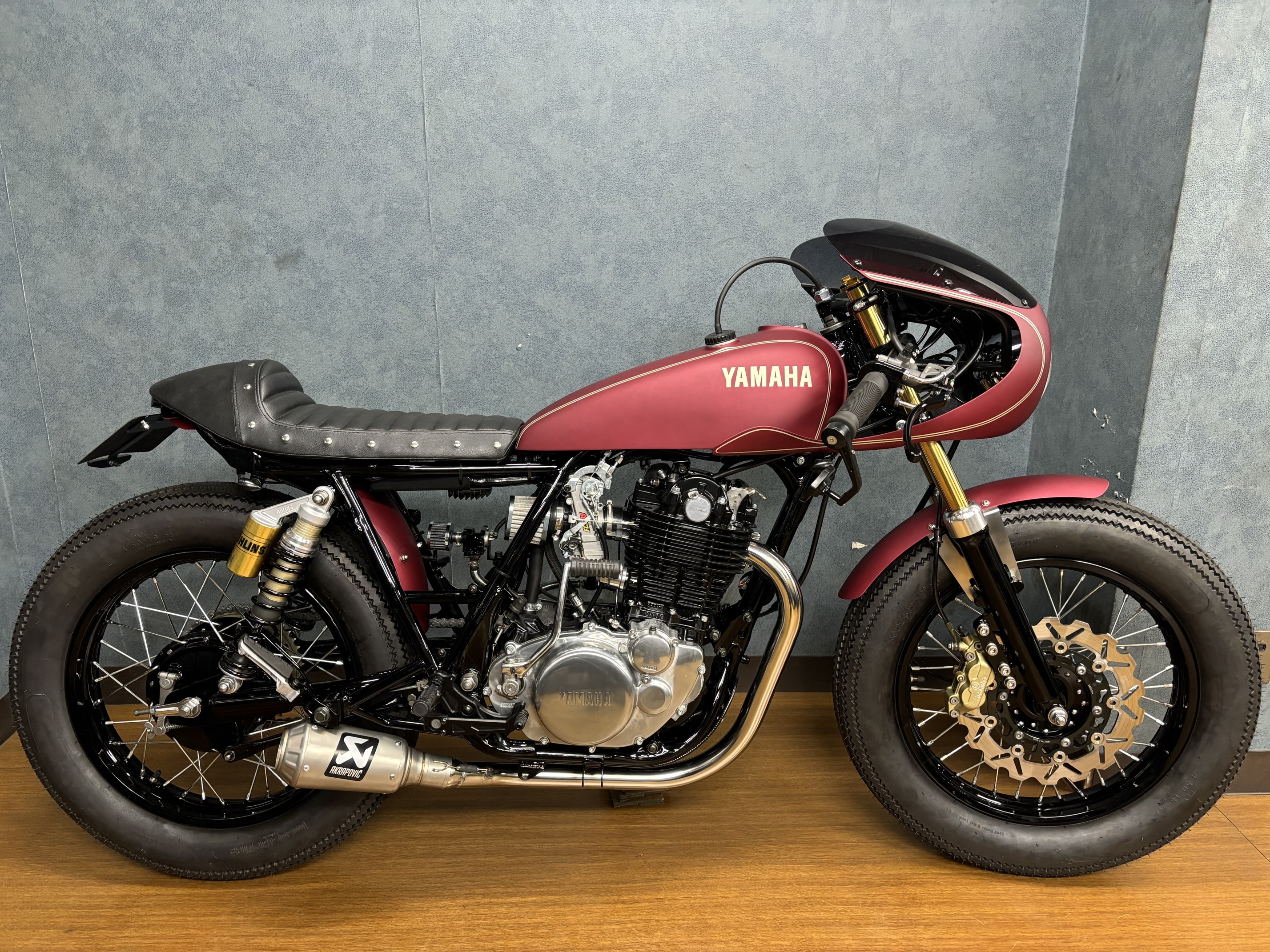 Rocket Cafe Castom Red Ver.